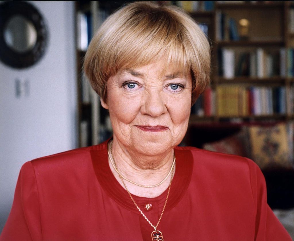 maria-elena-walsh25347 (1)